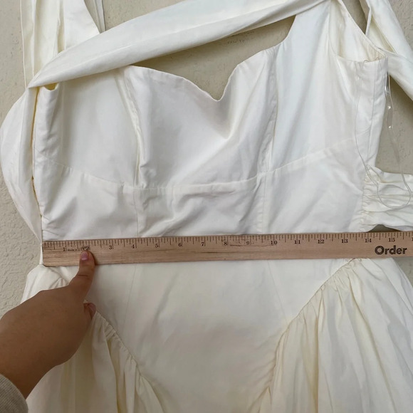 HOUSE OF CB 'Florianne' Ivory Bow Mini Dress NWOT size M - Picture 7 of 14